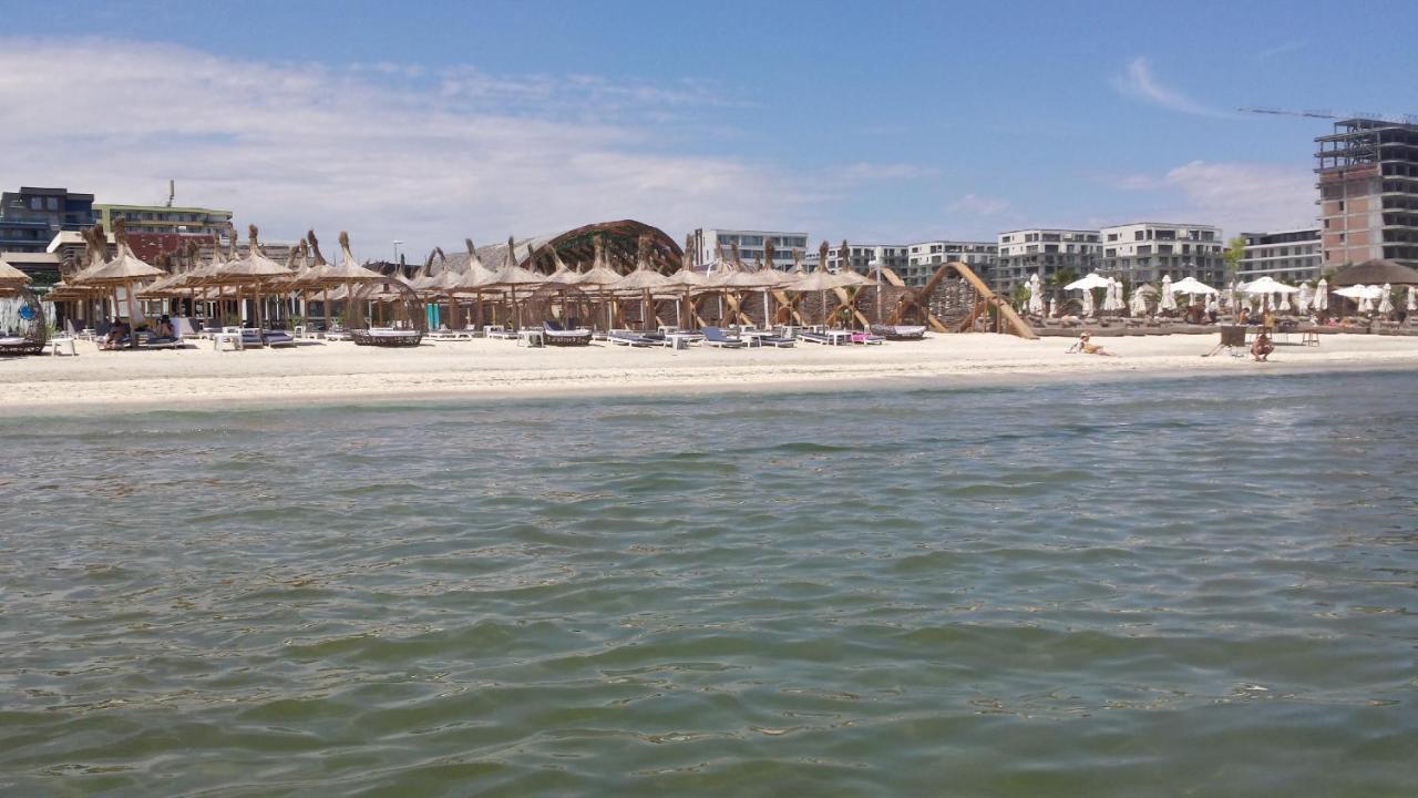 Bella Vista Summerland Mamaia Exterior foto