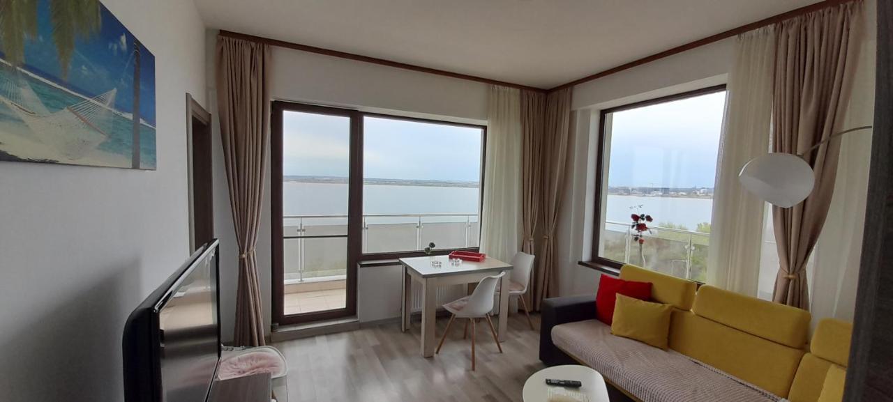 Bella Vista Summerland Mamaia Exterior foto
